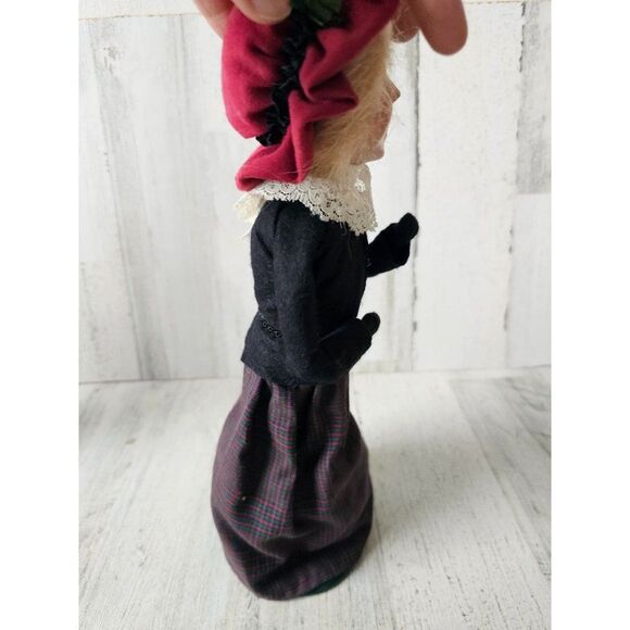 Byers choice lady caroler Victorian 1997 Xmas decor hat - Picture 4 of 6